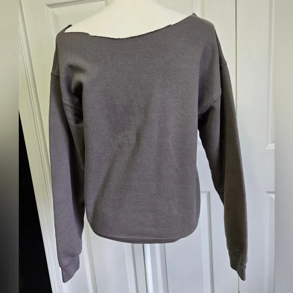 Gray Buffalo Bills Mafia Table Breaking Sweatshirt - Picture 3 of 7